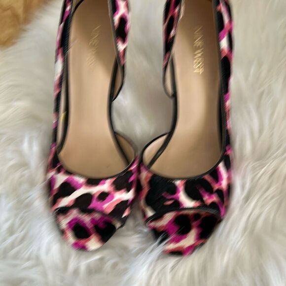 Peep Toe Pumps by Nine West - Size7 Pink, Black & pink - fur - Picture 6 of 6